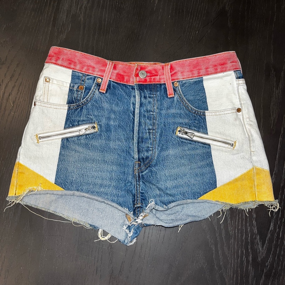Levi’s Colorful Denim Shorts - Picture 2 of 6